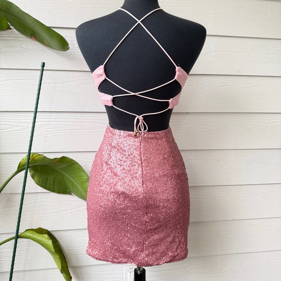 HELLO MOLLY LIGHTS ON‎ ME DRESS PINK ROSE SEQUIN - Picture 4 of 8